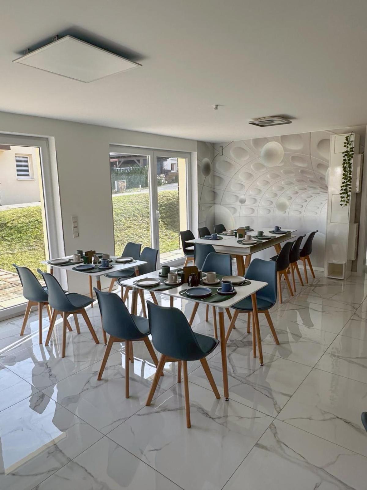 Hotel Designpension Idyll Nr 3 - Garni - Sennhütte 1 *
